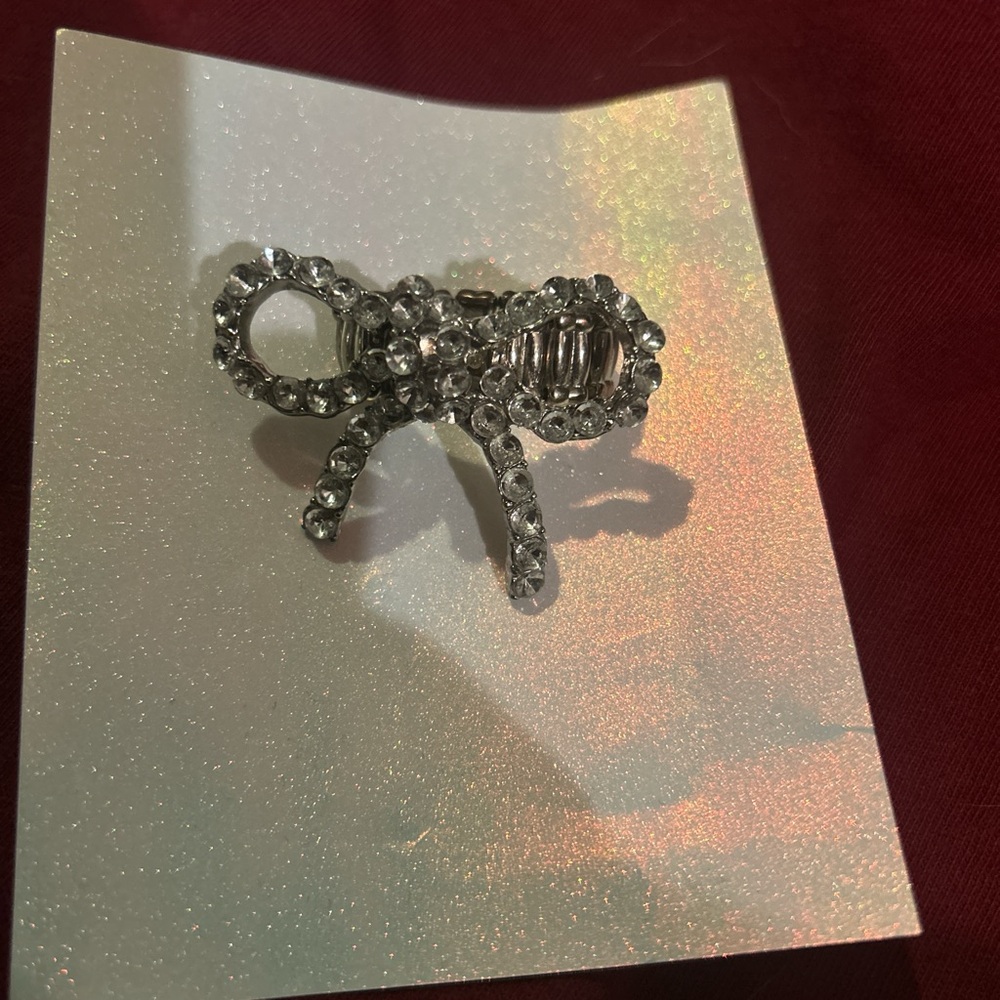 Sparkling Bow ring